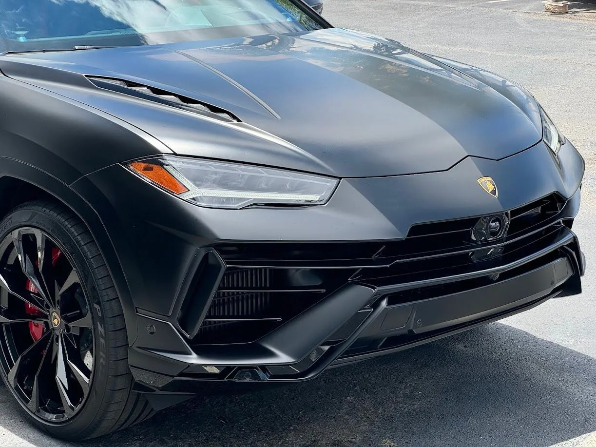 Ceramic coating on a Lamborghini Urus