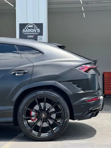 2023 Lamborghini Urus S detailing result 3